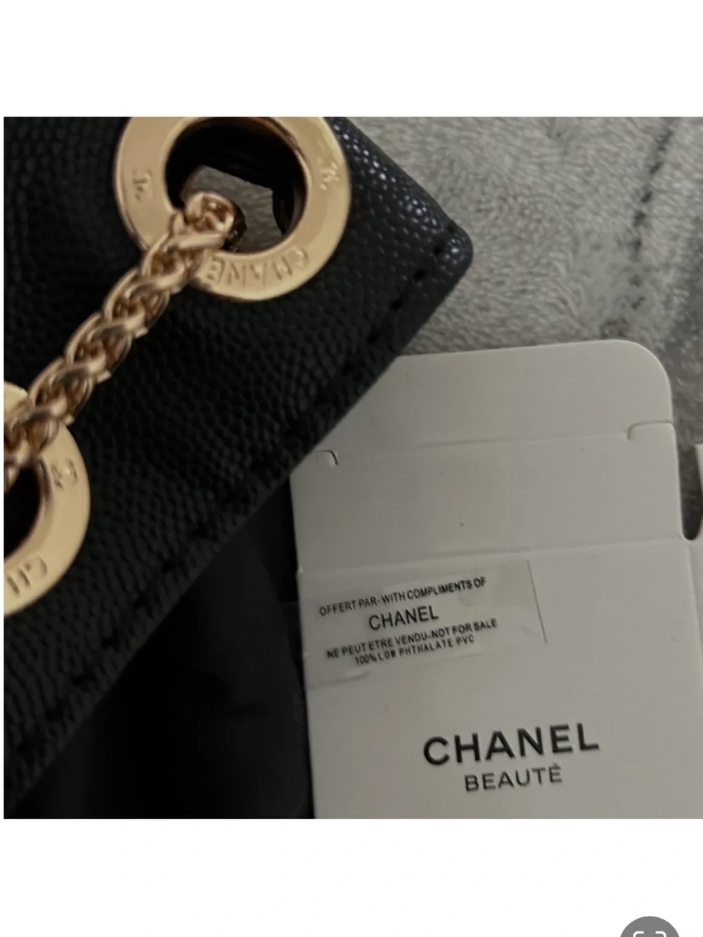 CHANEL Black Quilted Drawstring Bucket Bag with Gold Hardware VIP GWP - Picture 12 of 14